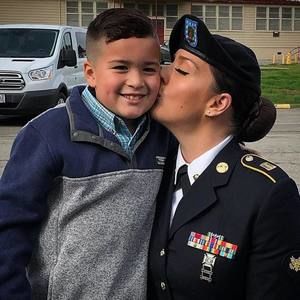 Meet your Posher, Kayla